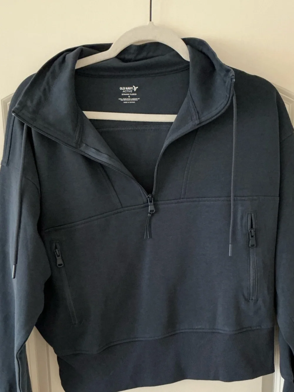 Old Navy Active Dynamic Fleece 1/4 Zip Sweatshirt - Picture 2 of 6